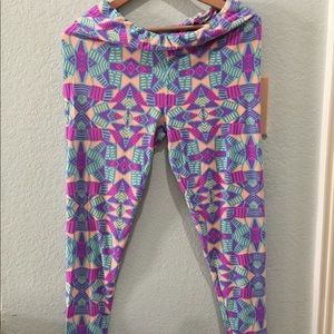 NWOT Neon LuLaRoe Leggings So Soft!